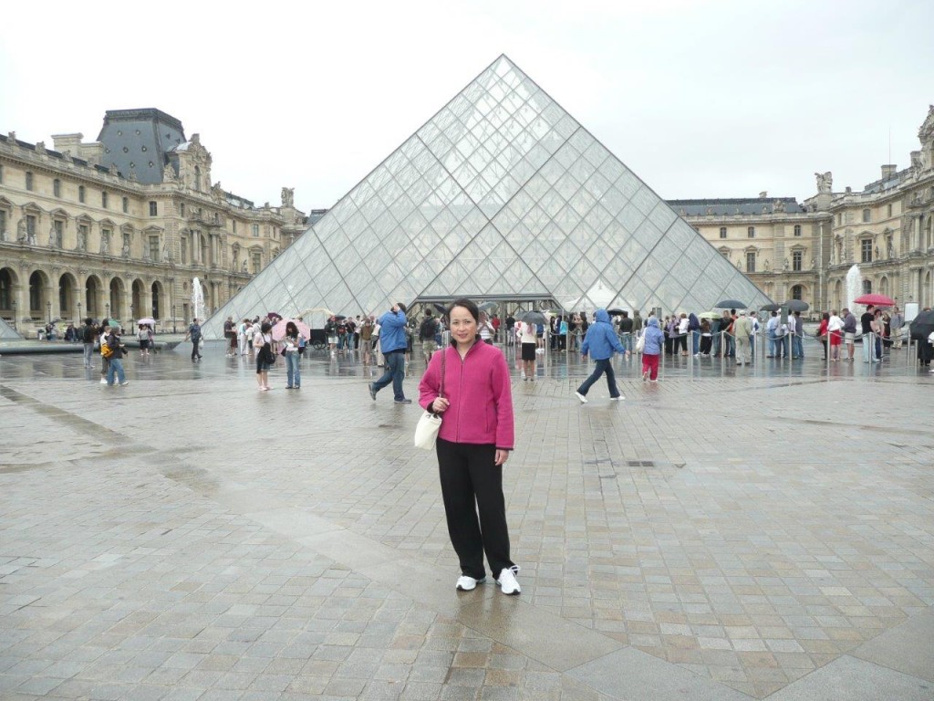 巴黎的羅浮宮 (江明健攝影)   
