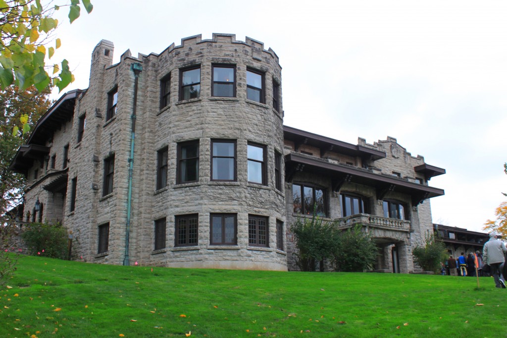 美好巷主屋背影。